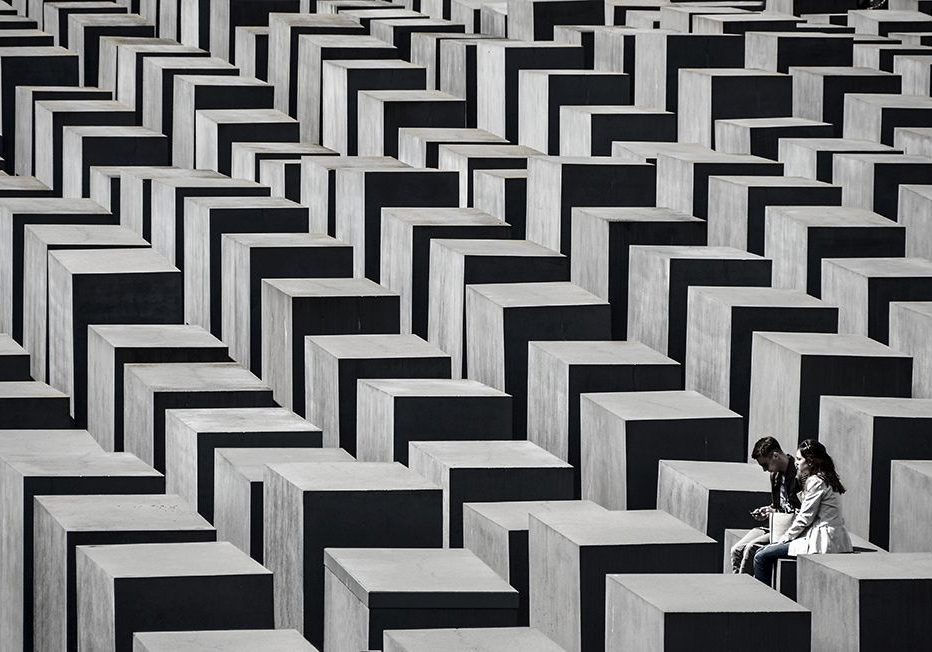 Geometric Concrete Shadows | Renate Reichert